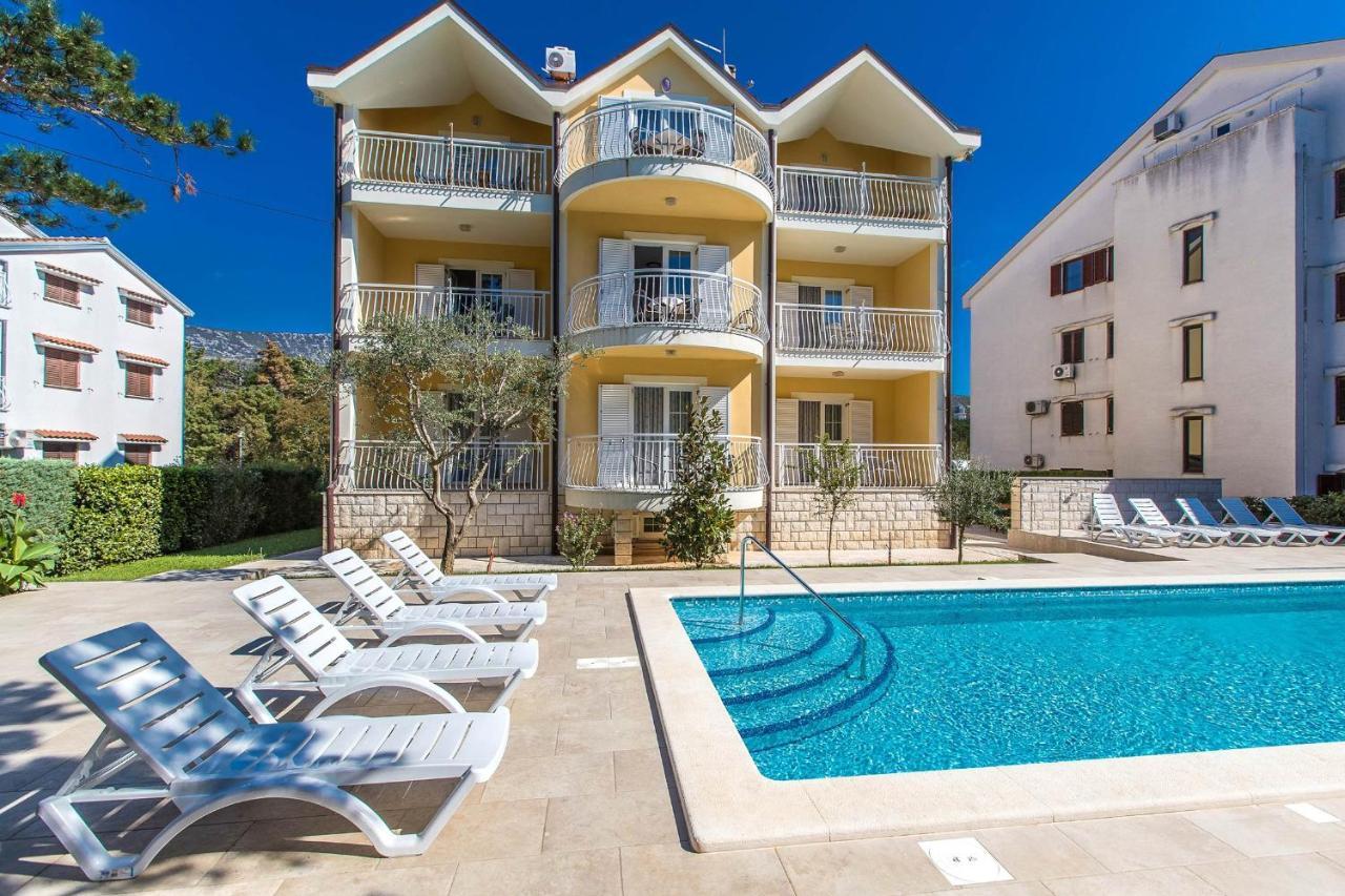 Apartments With A Swimming Pool Jadranovo, Crikvenica - 3238 Ngoại thất bức ảnh