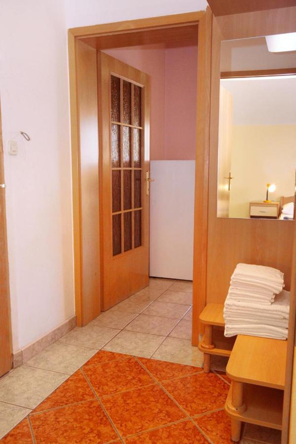 Apartments With A Swimming Pool Jadranovo, Crikvenica - 3238 Ngoại thất bức ảnh